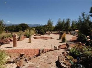 260 Tano Rd, Santa Fe, NM 87506
