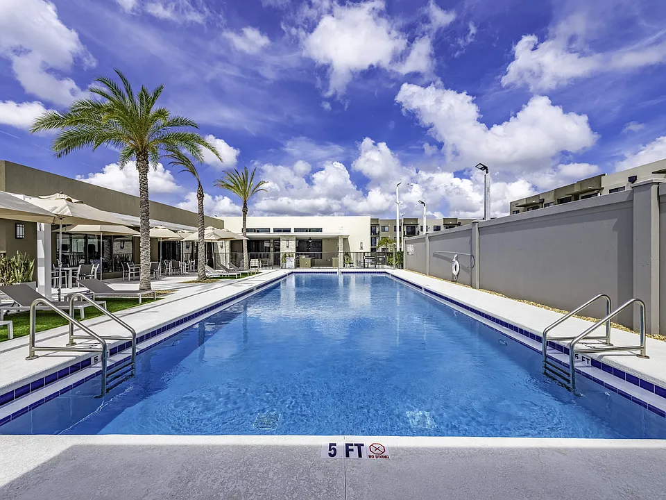 Resia Biscayne Drive