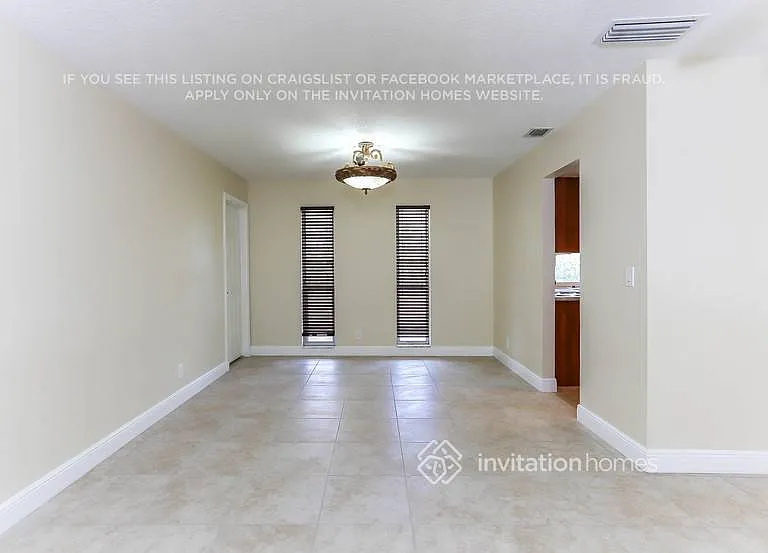 12758 Guilford Cir — Photo 4