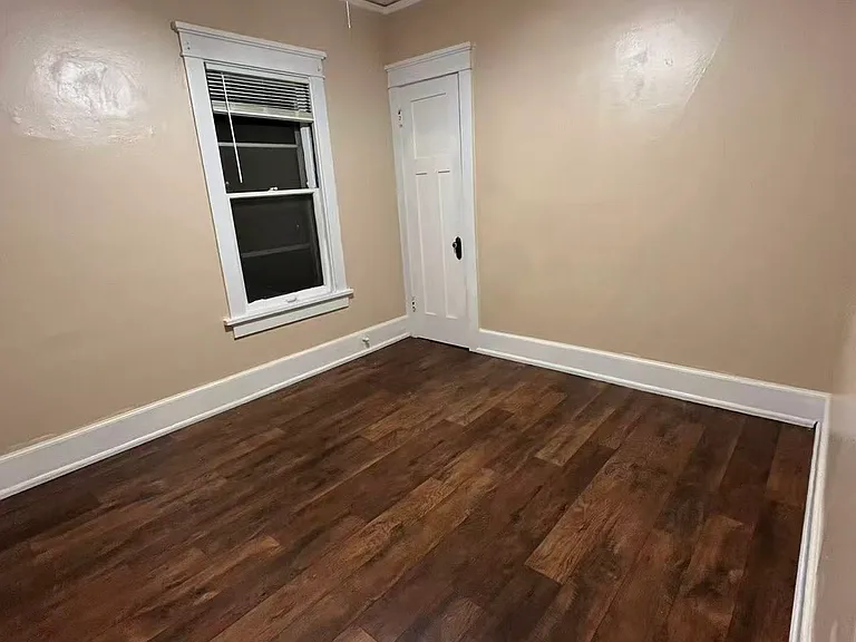3356 N Oakland Ave — Photo 6