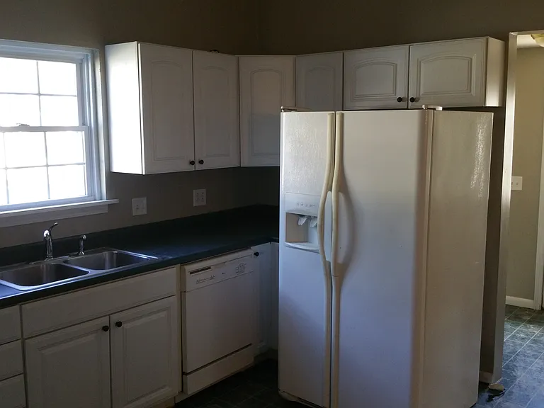 114 8th St NE — Photo 11