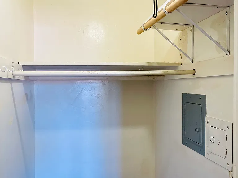 4851 Brighton Ave #A — Photo 25