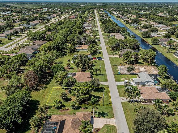 3rd image of 265 Long Meadow Ln