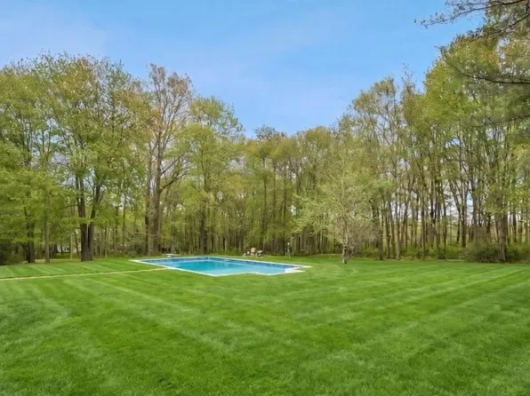 12 White Deer Ln, Harding Twp., NJ 07960
