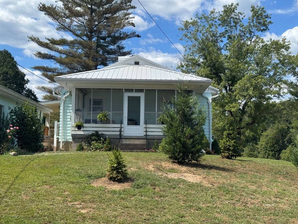 Real estate listing image
