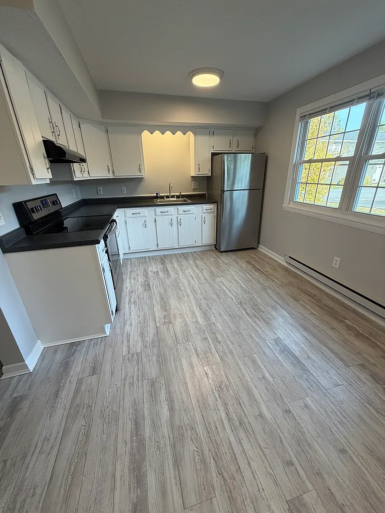 Kitchen - 245 Gray Rd #1