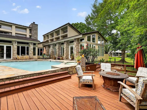 8215 Amber Cove Dr, Humble, TX 77346