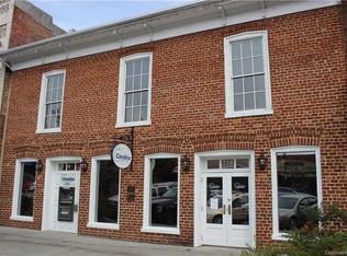 218 N Main St, Hendersonville, NC 28792