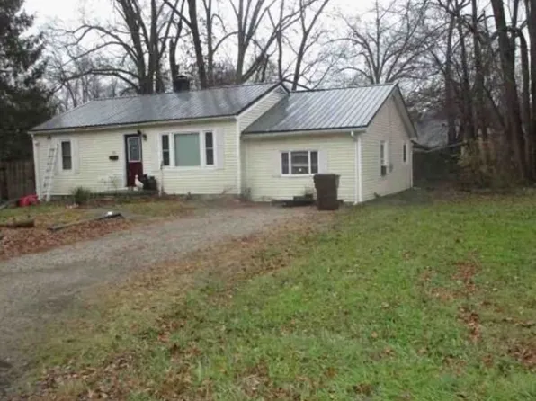 226 Morris St, Bethel, OH 45106