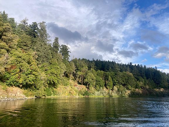 3rd image of 0 N Bank Rogue River Rd #201