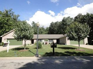 1721 Walnut Trce, Greenfield, IN 46140