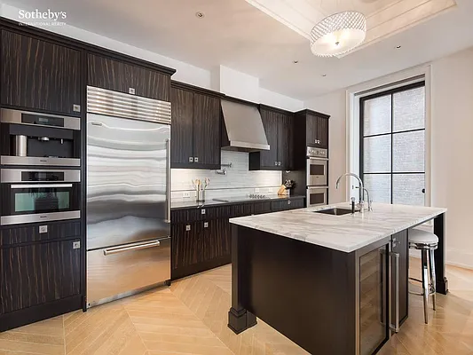 Rented by Sotheby's International Realty | media 2