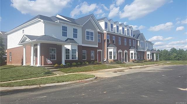 1st image of 7360 Pebble Lake Dr