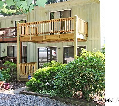 1st image of 21 Wildflower Ln