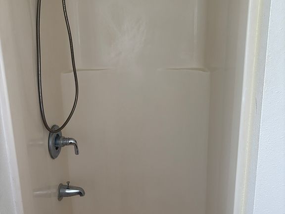 4th image of 5904 Polani Pl #E