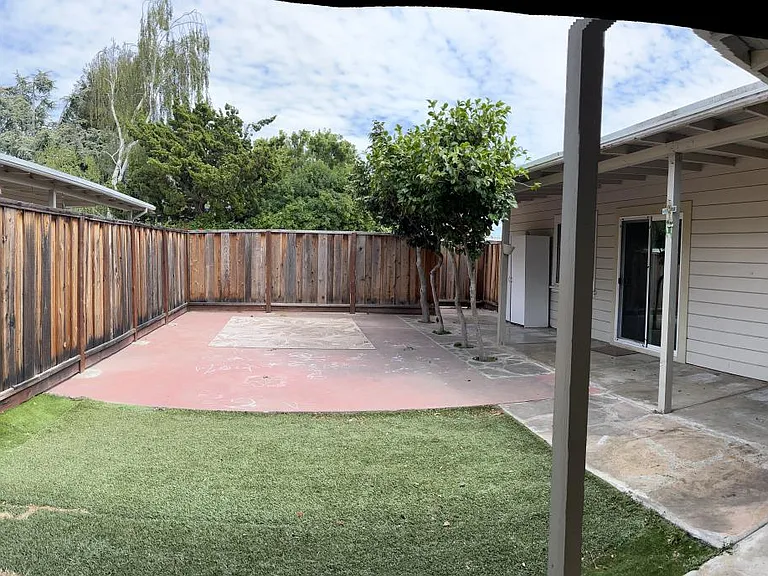 3722 Clough Ave — Photo 11