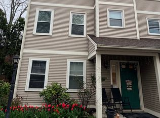 1002 Whalley Ave APT D, New Haven, CT 06515