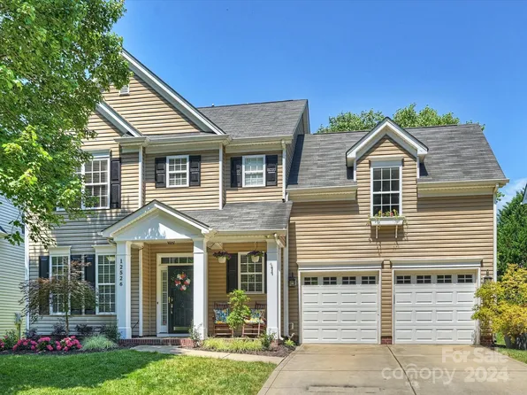 12526 Chesley Dr, Charlotte, NC 28277