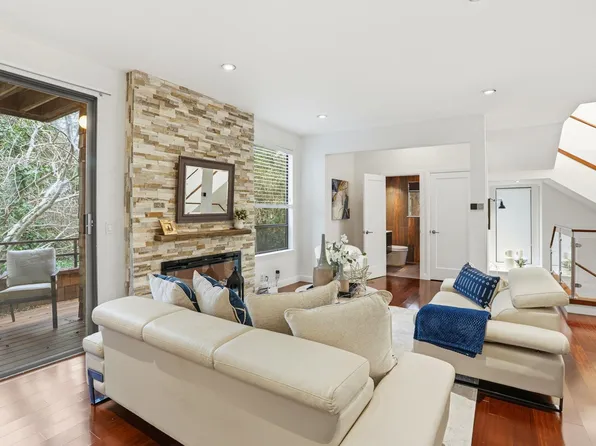 10900 Lucky Oak St, Cupertino, CA 95014