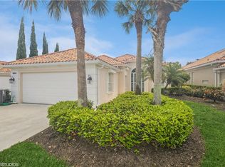 3944 Isla Ciudad Ct, Naples, FL 34109
