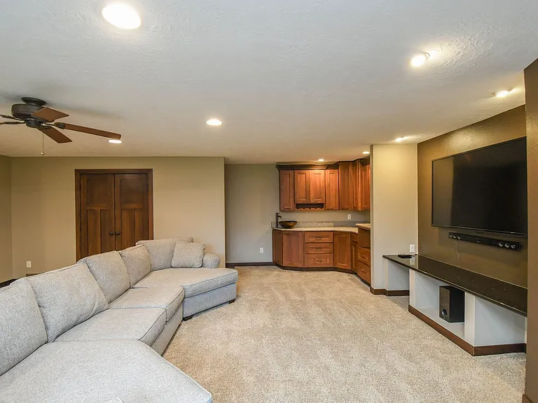 3436 W 84th Pl — Photo 37