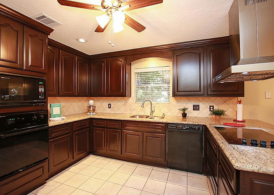 1st image of 5315 Green Springs Dr