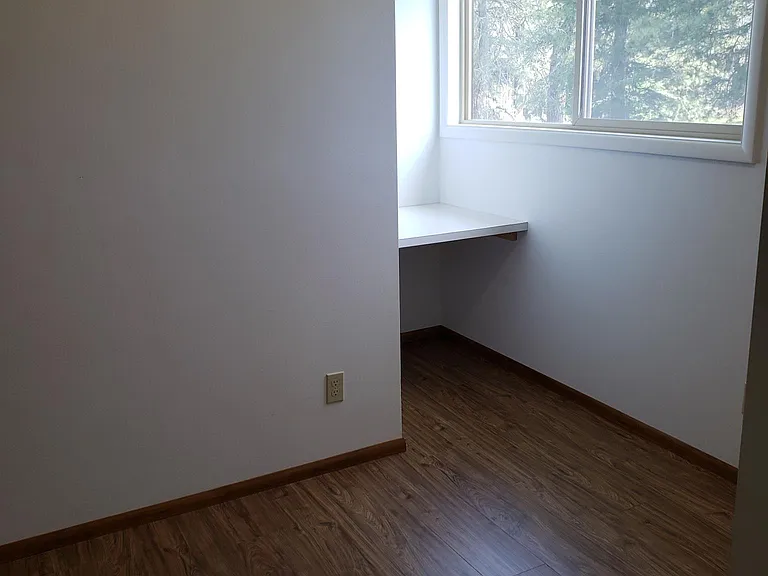 4851 SW Hoffman Ave — Photo 9