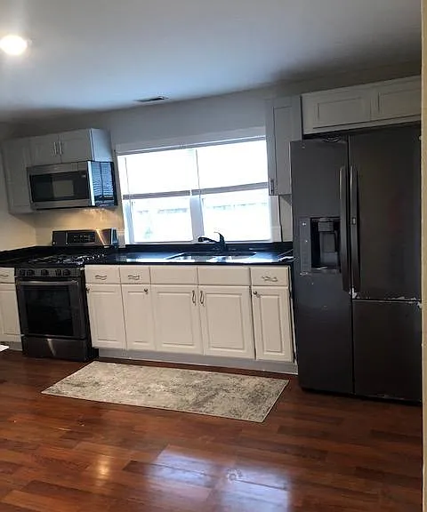 922 E Gladys Ave — Photo 8