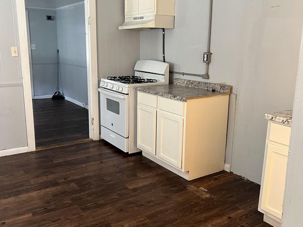 1302 Southern Ave APT A