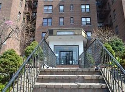 650 Warburton Avenue #3B, Yonkers, NY, 10701