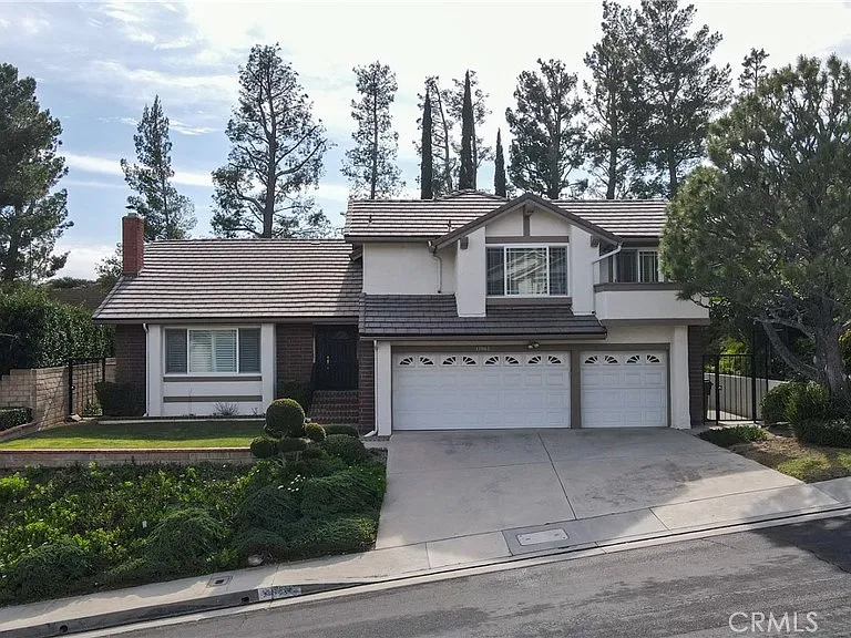 11861 Darby Ave — Photo 1