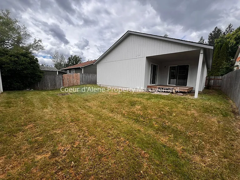 3214 N 10th St — Photo 17