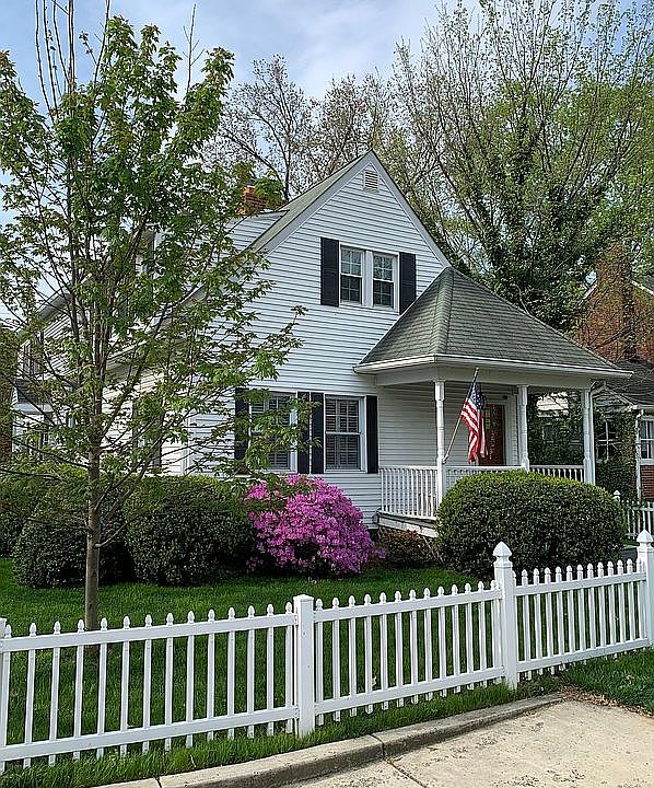 1st image of 900 22nd St S