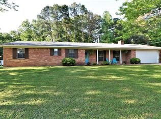 2450 Barnes Crossing Rd, Tupelo, MS 38866