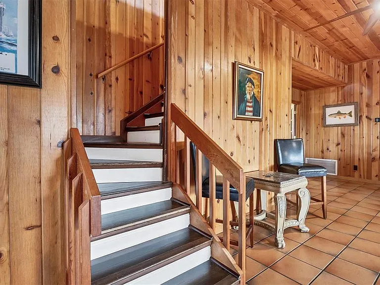 51 Palm Dr — Photo 16