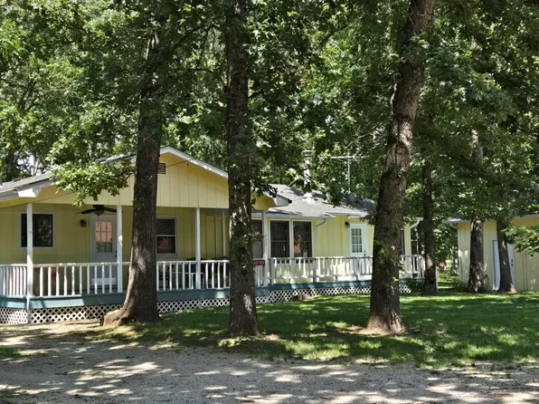 25193 Cedar Crest Drive, Hermitage, MO 65668