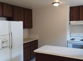622 N 13th St, Elma, WA 98541