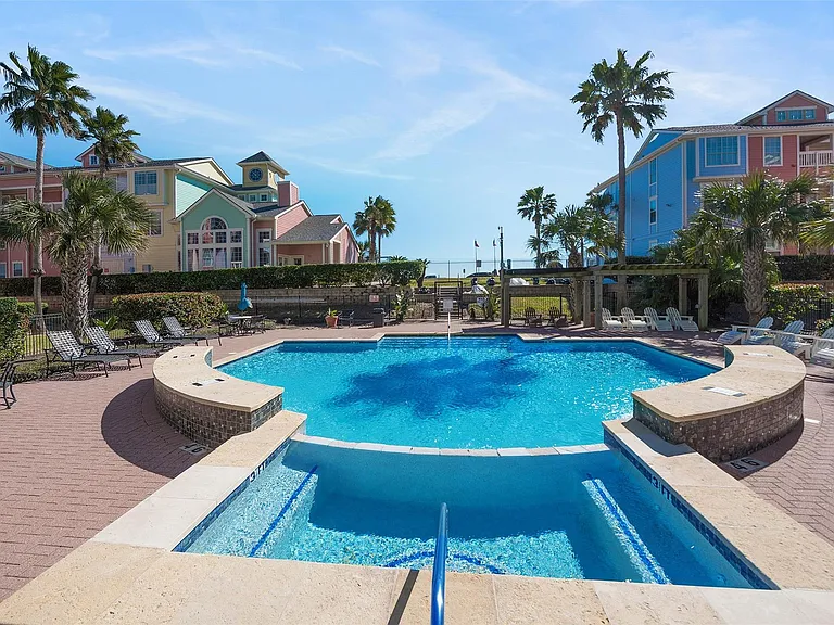 7000 Seawall Blvd #524 — Photo 32