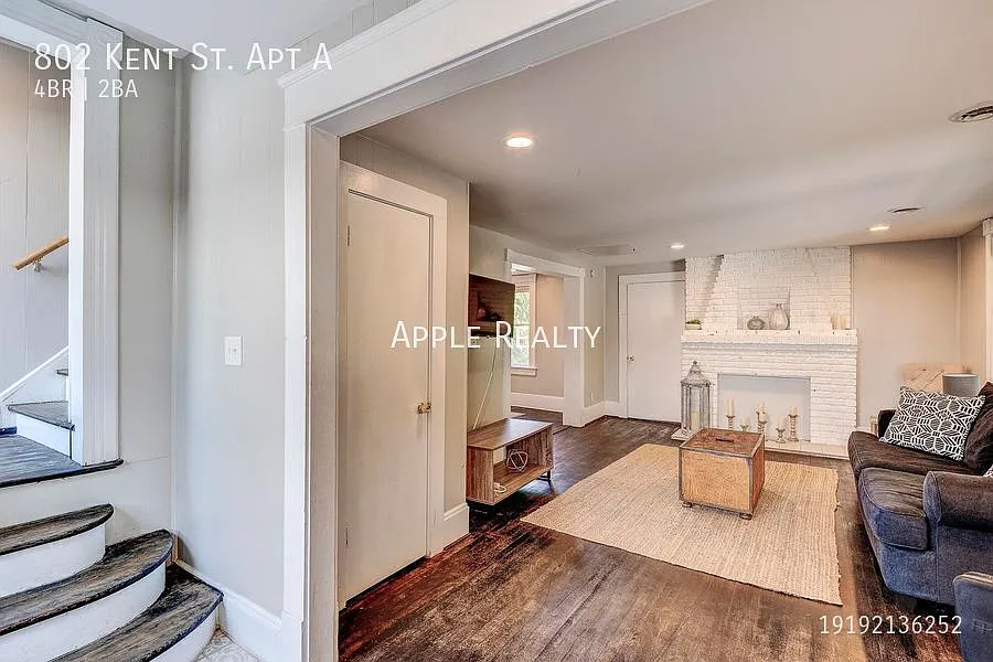 802 Kent St. Apt A - Available now! — Photo 2