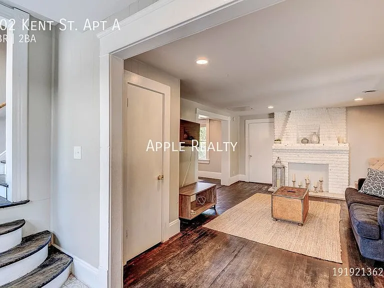802 Kent St #A — Photo 2