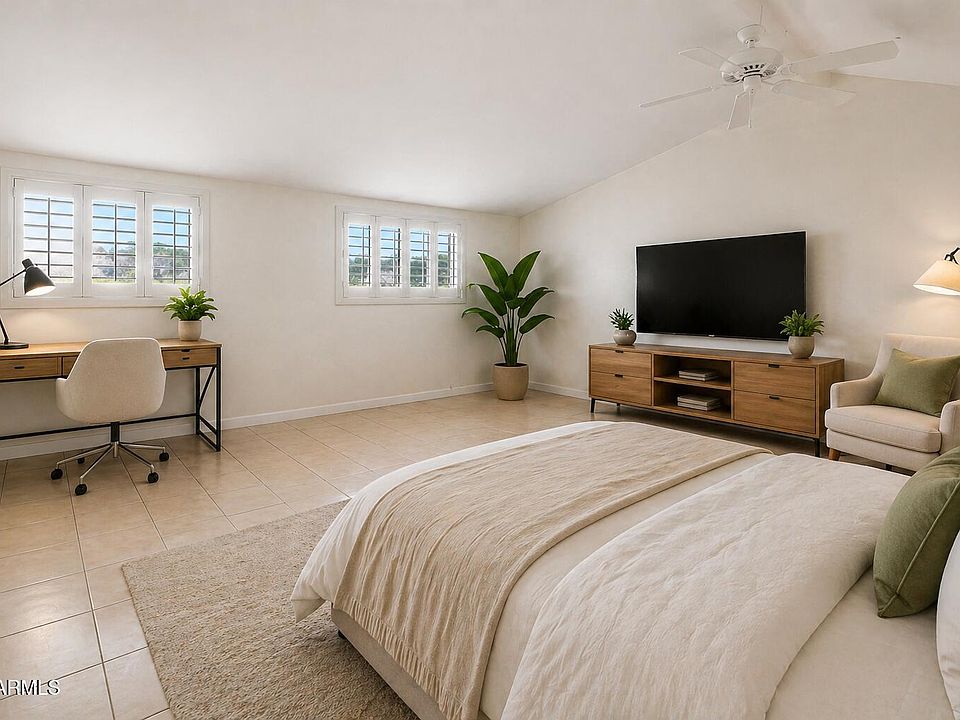 1st image of 1138 E KALER Drive