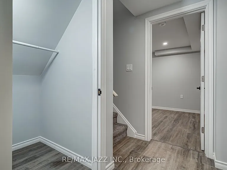 1189 Cartier Blvd #A — Photo 5