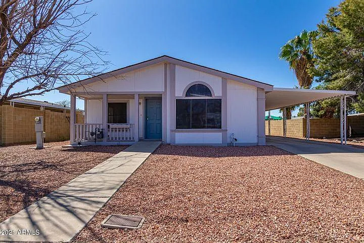 2923 E Tonto Ln — Photo 1