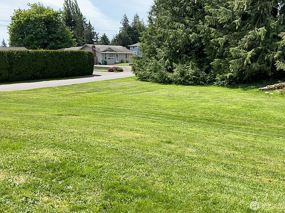 4th image of 7707 203rd Street SW