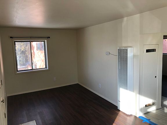 4th image of 2363 Avenida De Las Campanas