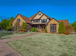 1763 Saundersville Rd, Hendersonville, TN 37075