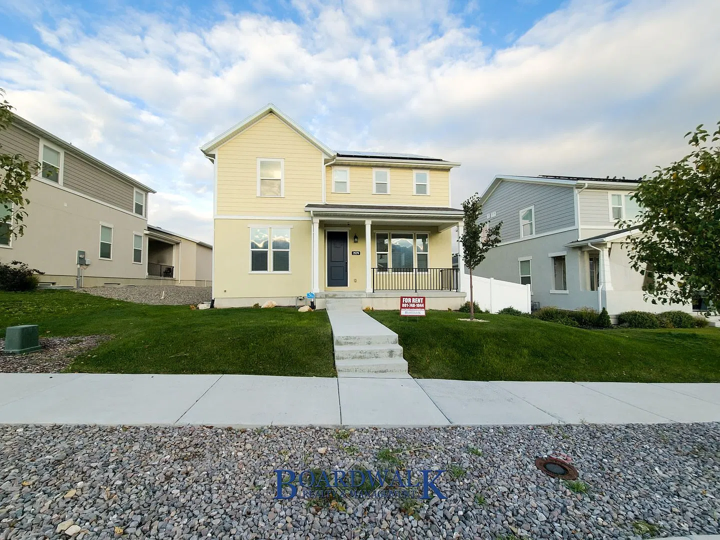 3 bed, 2.5 bath, 3045 sqft, $3,000 — Photo 2
