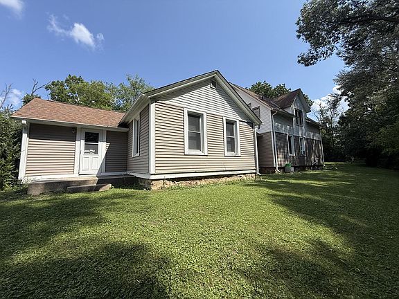 2nd image of 5036 S 92nd STREET