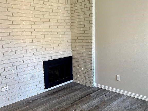 3rd image of 2606 Bayberry Ln