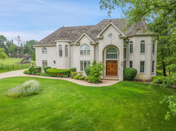 14695 Fox Hollow Ln, Lemont, IL 60439